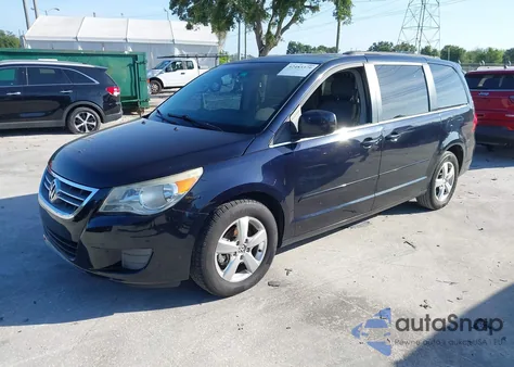 2011 Volkswagen Routan Se z USA, uszkodzony, nr VIN 2V4RW3DG5BR668194